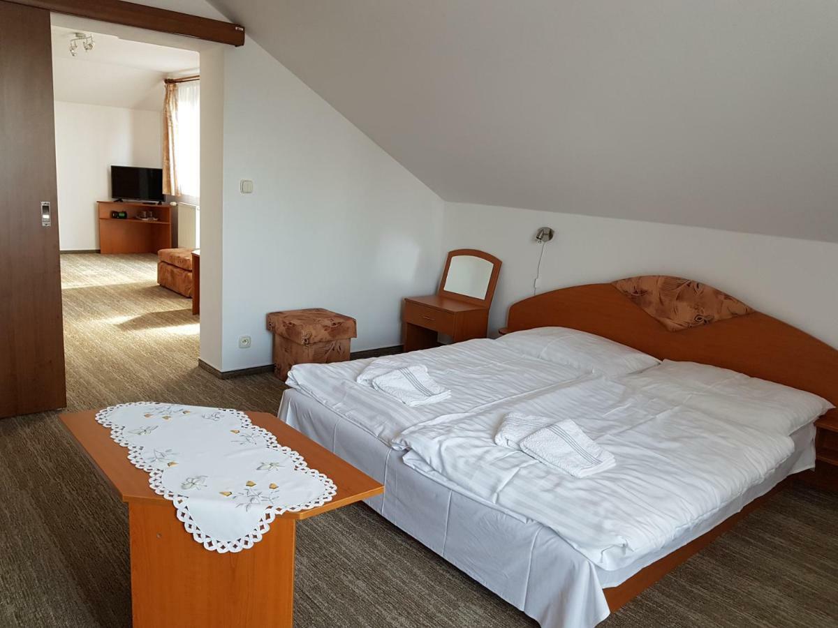 Guest House Boba Štrba Εξωτερικό φωτογραφία